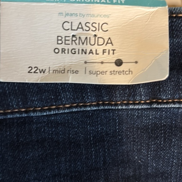 M Jeans By Maurice’s Classic Bermuda Shorts 22W Original Fit Stretch Dark Wash - Picture 5 of 7